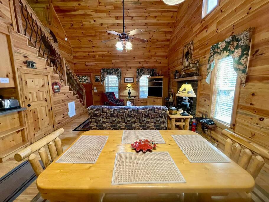 Cabin 2 Bed Close To Helen Hot Tub #15 Экстерьер фото