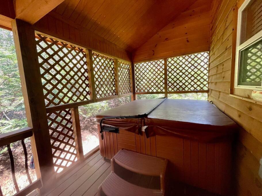 Cabin 2 Bed Close To Helen Hot Tub #15 Экстерьер фото