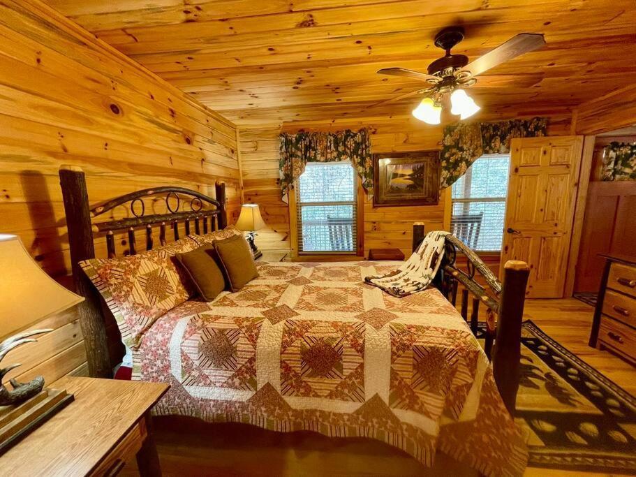 Cabin 2 Bed Close To Helen Hot Tub #15 Экстерьер фото