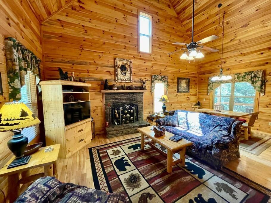 Cabin 2 Bed Close To Helen Hot Tub #15 Экстерьер фото